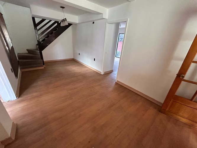 Casa de 4d y 2b  (72149)