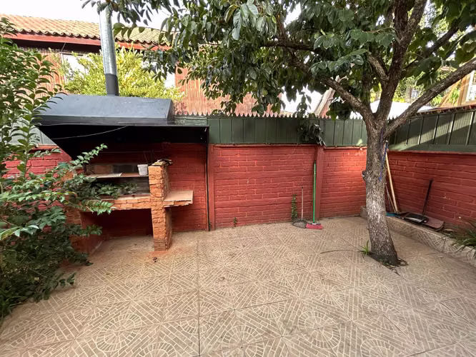 Casa de 4d y 2b  (72149)