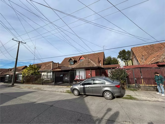 Casa de 4d y 2b  (72149)