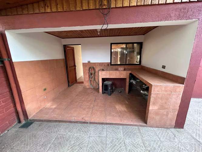 Casa de 4d y 2b  (72149)