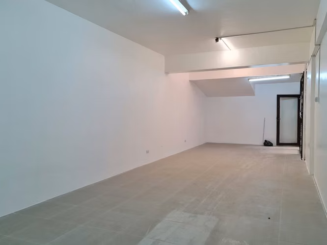 Venta como nuevo Local Caracol Franklin  (72130)