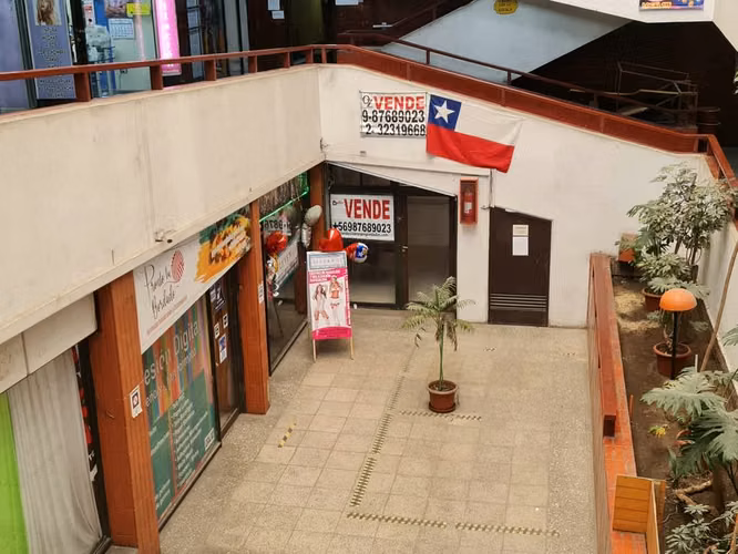 Venta como nuevo Local Caracol Franklin  (72130)