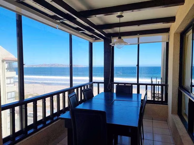 En Venta Dúplex 4D 3B Av. del Mar La Serena  (72603)
