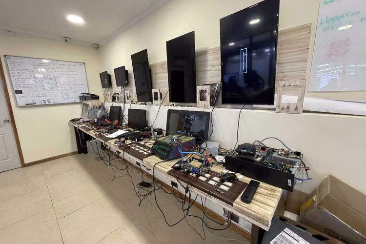 Oficinas con galpones de primer nivel (72596)