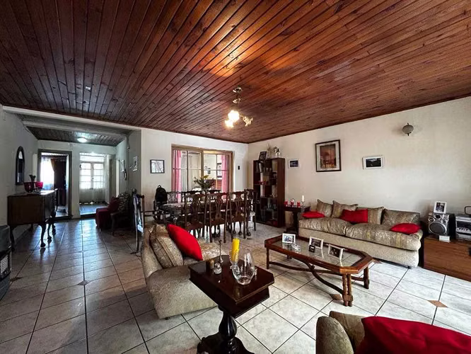 SE VENDE LINDA  CASA//SANTIAGO (72582)