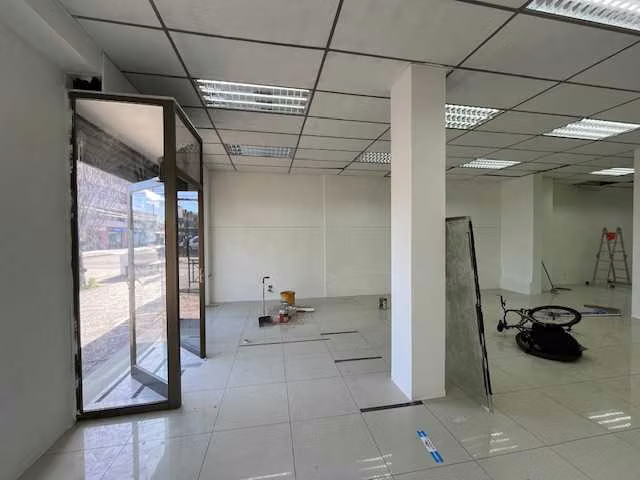 Local Comercial, ex Librería, sector Centro (73346)