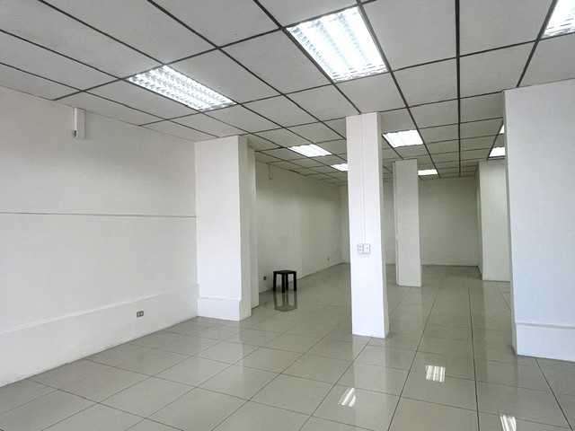 Local Comercial de 146 m2, sector Centro (73346) - Imagen 5
