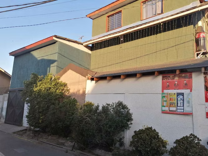 Se Vende Propiedad a 5 minutos del Mall Maipú (75099)