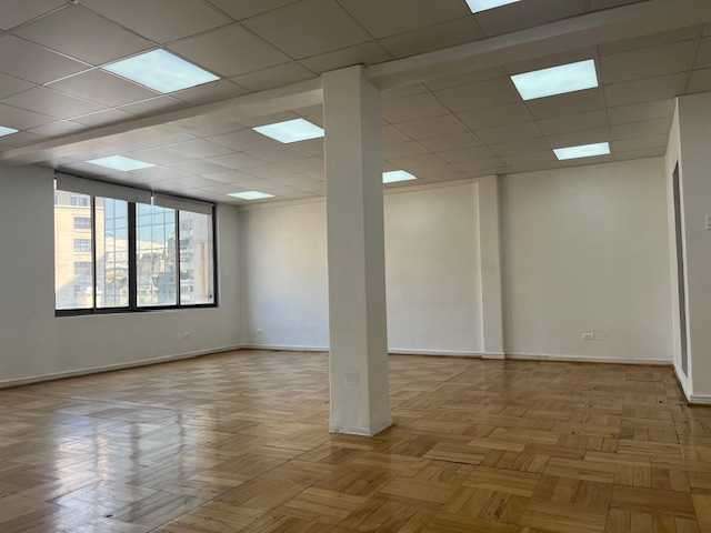 Oficina Planta Libre Remodelada Espacio Versátil (74836) - Imagen 11