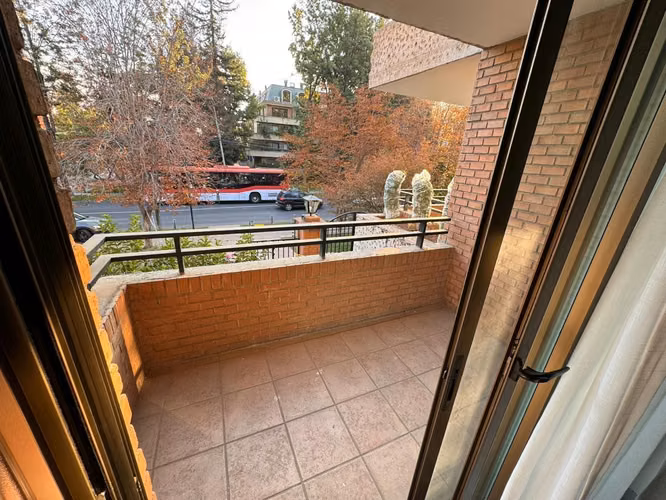 DPTO 3D+2B+SERVICIOS+2 ESTAC. BORDE RÍO!!! (74717)