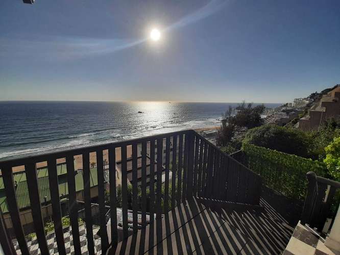 Remodelada con espectacular vista al mar (74624) - Imagen 19