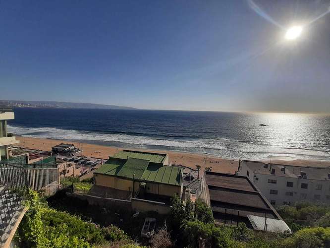 Remodelada con espectacular vista al mar (74624) - Imagen 22