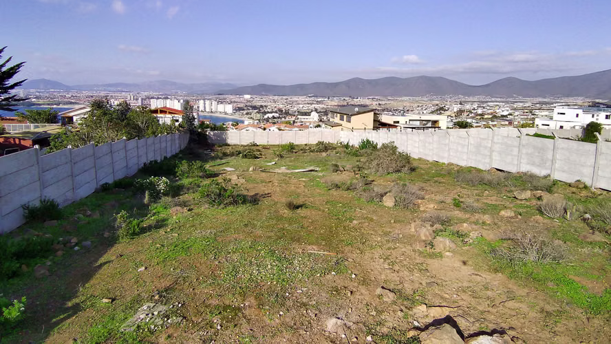 Se vende amplio terreno (74406) - Imagen 1