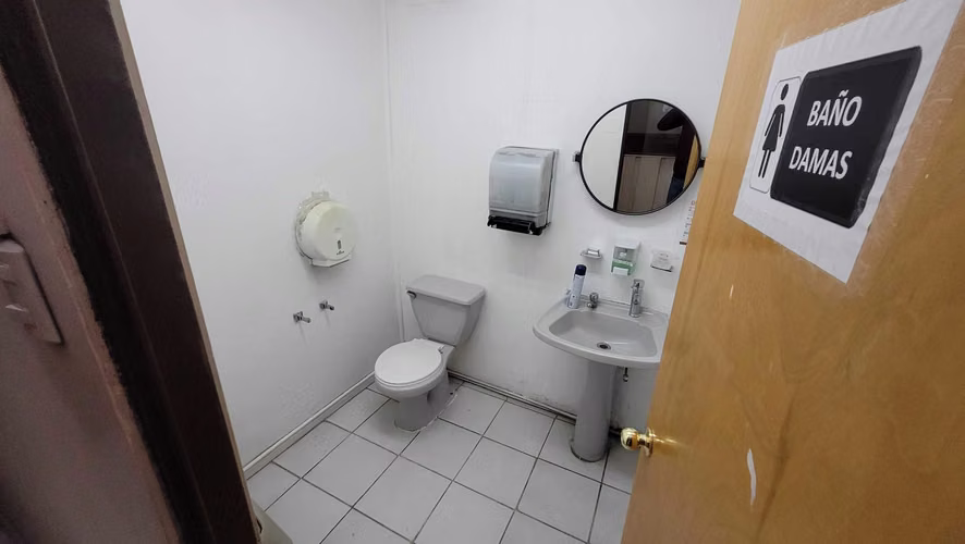 Gran oportunidad de inmueble comercial (76022)