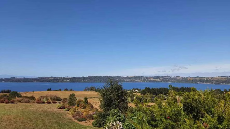 MARAVILLOSA CASA EN FRUTILLAR (75969)