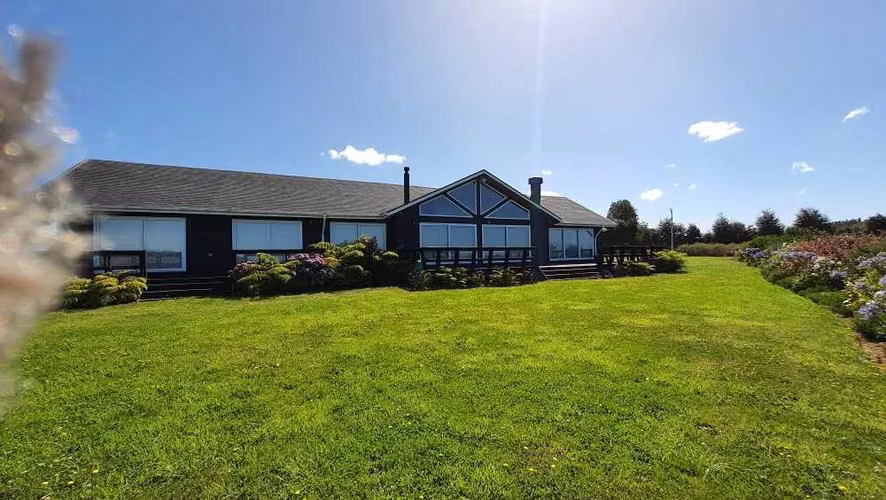 MARAVILLOSA CASA EN FRUTILLAR (75969)