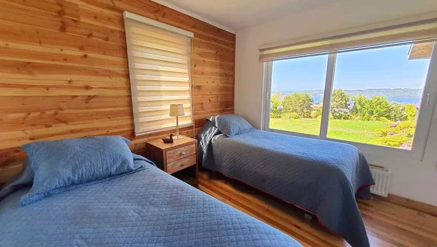 MARAVILLOSA CASA EN FRUTILLAR (75969)