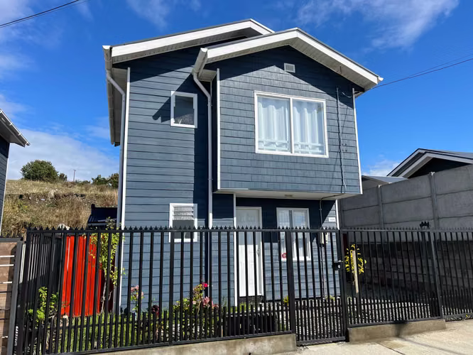 Casa en venta en Brisas de Puerto Varas (75964)
