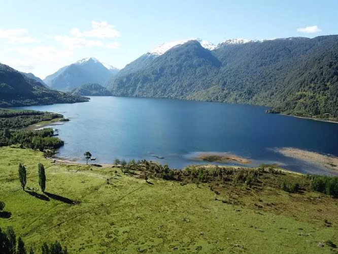 390 há orilla Laguna (75920)