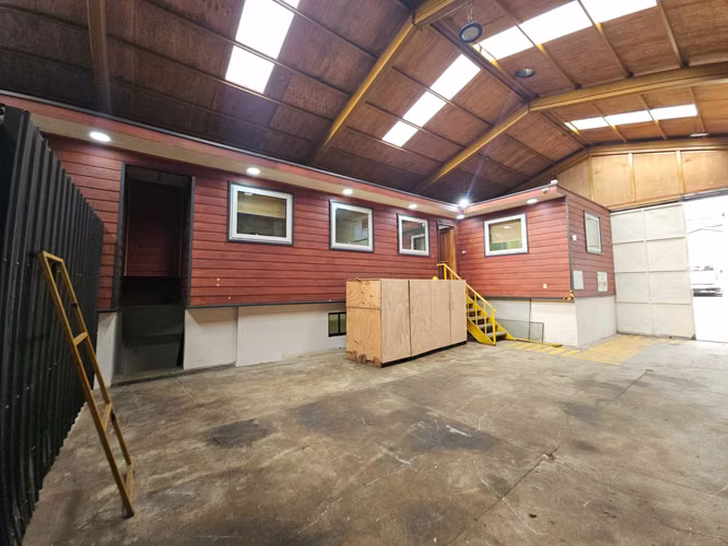 Arriendo Oficinas, bodega Taller, Puerto Mon (75867) - Imagen 23