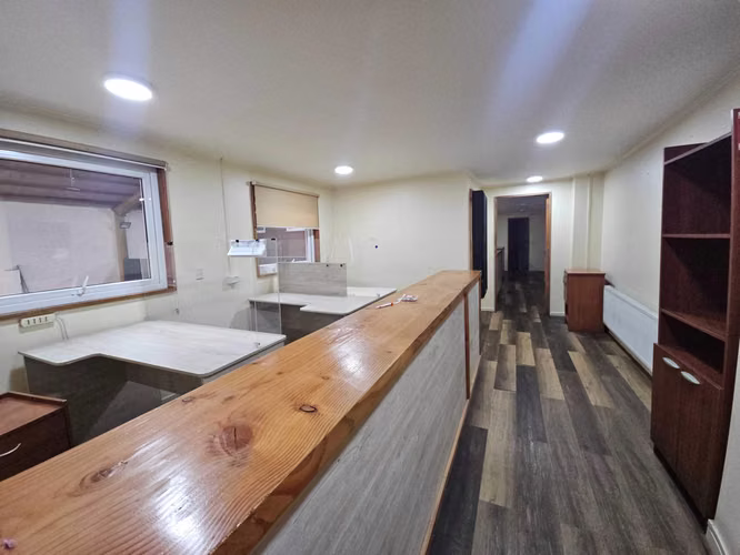 Arriendo Oficinas, bodega Taller, Puerto Mon (75867) - Imagen 10
