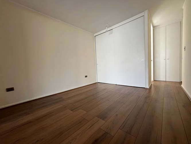 VENTA DE CASA RECIEN REMODELADA EN ISLA DE MAIPO - VALLE LA RESERVA 3D 3B 2E