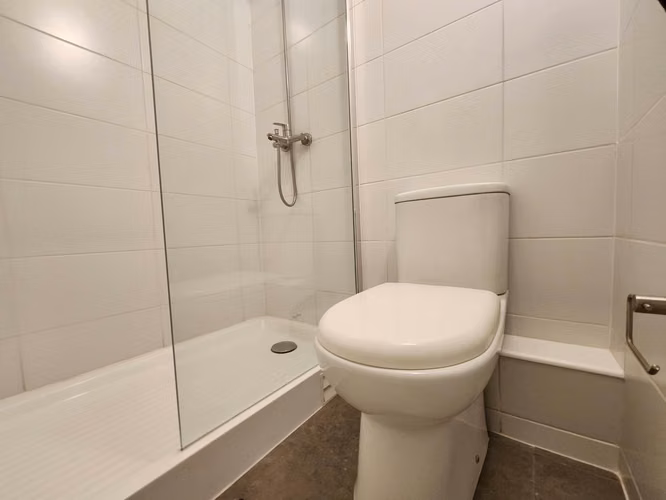 Arrienda departamentos 1D+1B en Ejército Libertador (Santiago Centro)