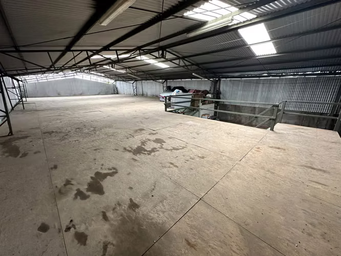 SE VENDE AMPLIO GALPÓN/BODEGA, CONCHALÍ