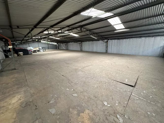 SE VENDE AMPLIO GALPÓN/BODEGA, CONCHALÍ