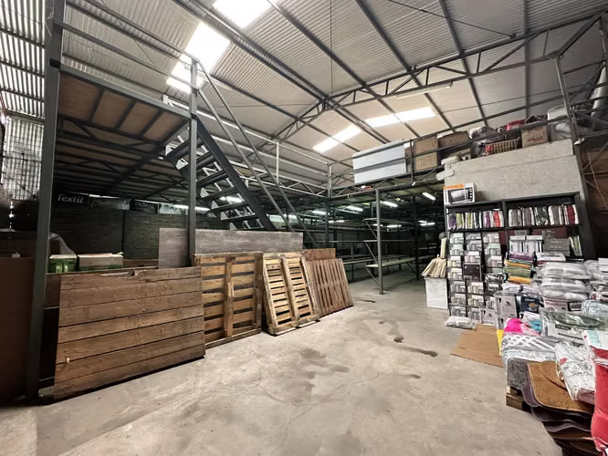SE VENDE AMPLIO GALPÓN/BODEGA, CONCHALÍ
