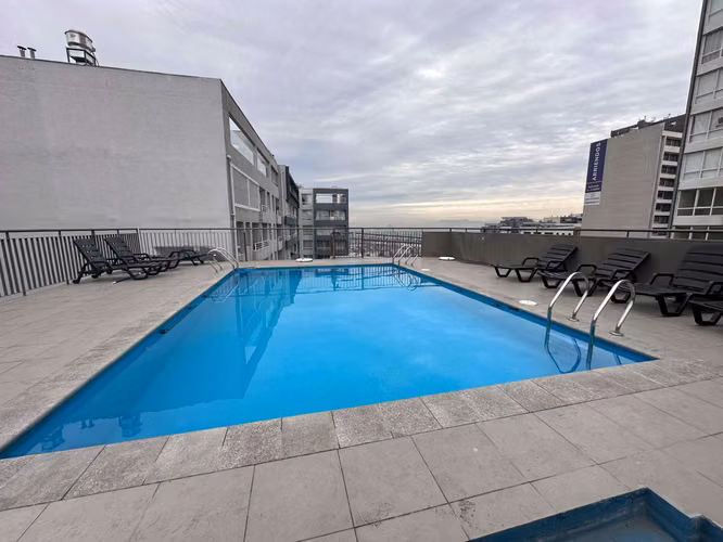 SE VENDE DEPARTAMENTO CON EXCELENTE CONECTIVIDAD, ESTACIÓN CENTRAL.