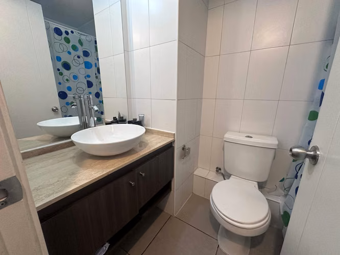 SE VENDE DEPARTAMENTO CON EXCELENTE CONECTIVIDAD, ESTACIÓN CENTRAL.