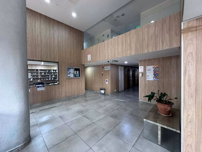 SE VENDE DEPARTAMENTO CON EXCELENTE CONECTIVIDAD, ESTACIÓN CENTRAL.
