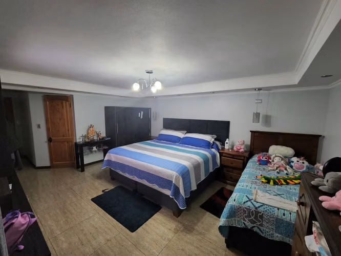 Vendo Casa 5 Dormitorios Sector Norte en condominio Valor 9.100UF