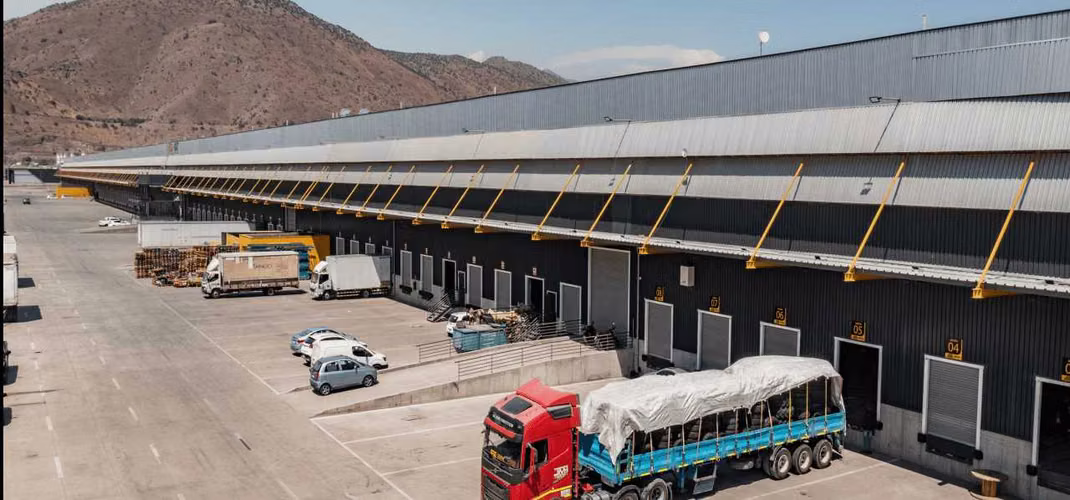 BODEGA 345 M2 EN AV EDUARDO FREI MONTALVA (75022)