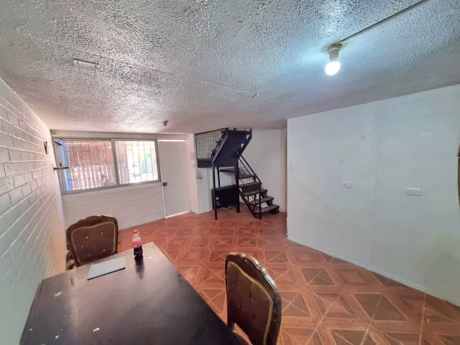 !!!CASA ESQUINA EN VENTA LAMPA!!! (54138) - Imagen 9