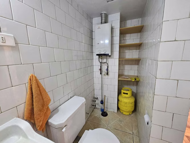 Arriendo departamento centro calle salas (76822)