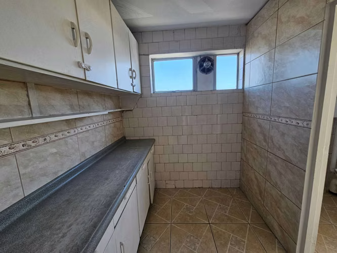 Arriendo departamento centro calle salas (76822)
