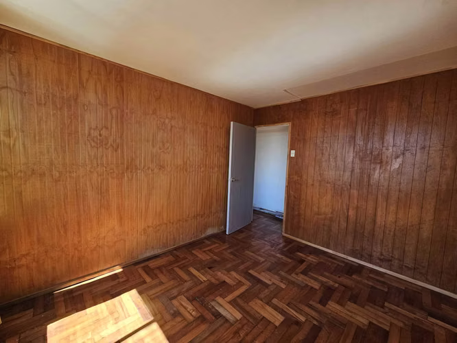 Arriendo departamento centro calle salas (76822)