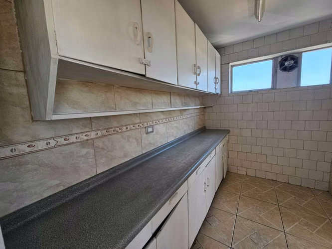 Arriendo departamento centro calle salas (76822)
