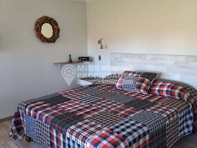 VENDE PARCELA AMOBLADA - ALGARROBO
