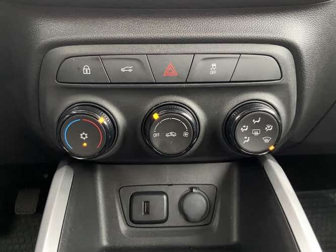 Chevrolet Onix Sedan Onix Nb Lt 1.0t 2023 - Imagen 14