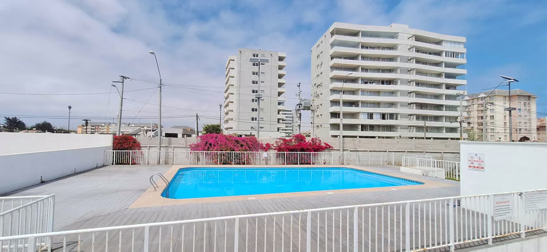 Arriendo Dpto. amoblado 3D,1B (77843)