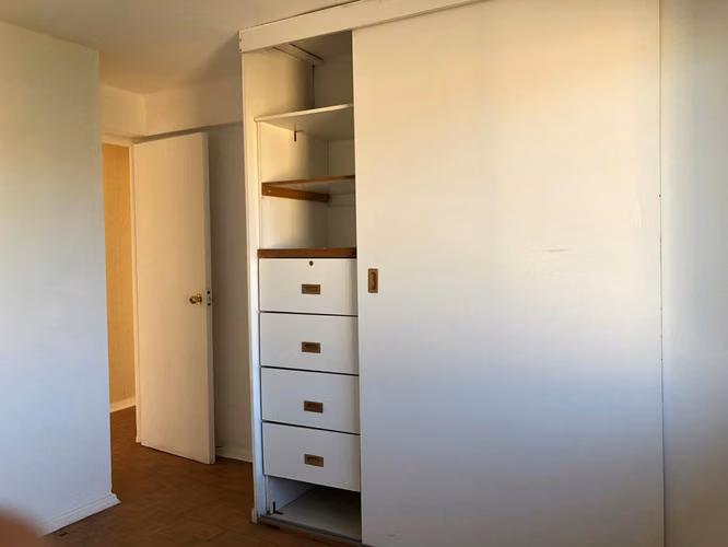 2 dorm, inversión, luminoso, primer sector, Gomez Carreño