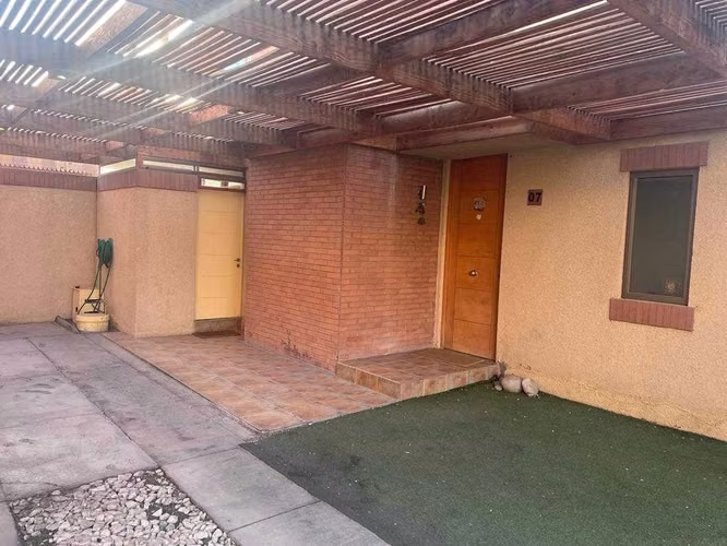 Vendemos casa condominio Barcelona (64866)