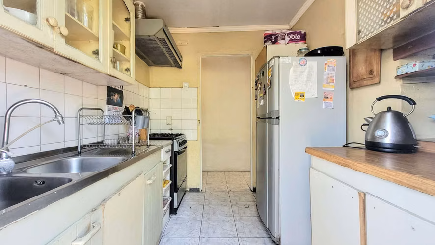Venta Casa Gran Terreno / Calle Tranquila - Imagen 5