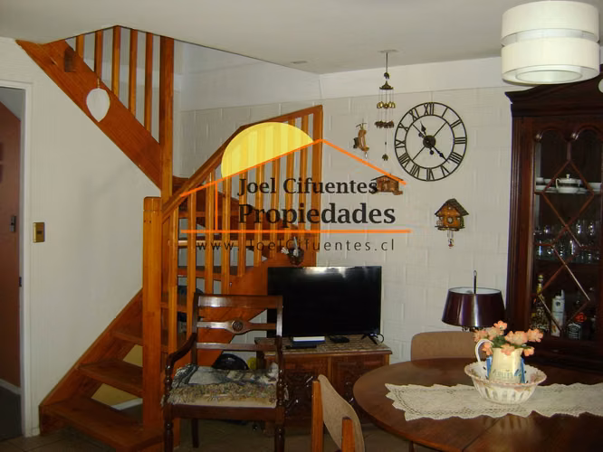 Excelente casa, ubicada en sector Los Pinos, Quilpué.