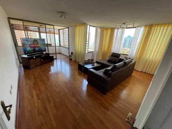 Vendemos depto Avda Brasil 4 hab/ 3 baños (79291)