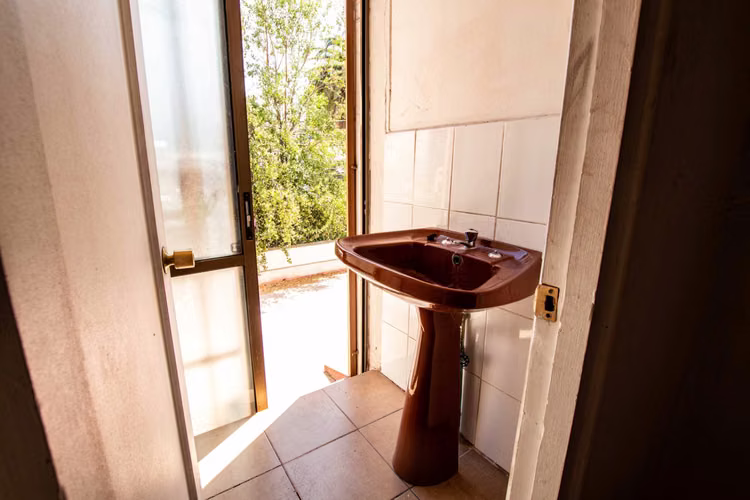 CASA COMERCIAL / METRO MANUEL MONTT (79669)