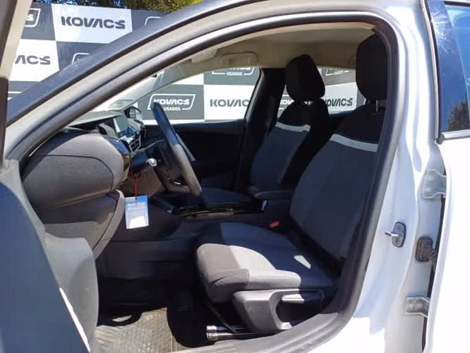 Citroen C-4 C4 1.2 At 2023 - Imagen 11